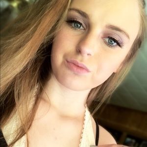 Meet your Posher, Jillian